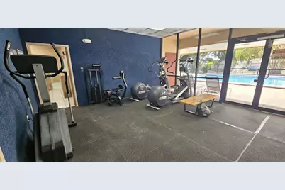 21511 NW 3rd Street, Pembroke Pines, FL 33029 - Photo 18