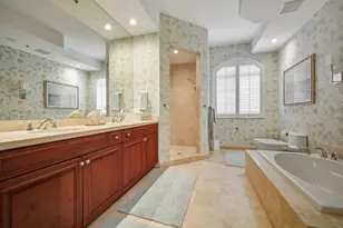 1121 Madruga Ave, Miami, FL 33146 - Photo 18