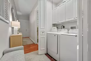 1121 Madruga Ave, Miami, FL 33146 - Photo 28