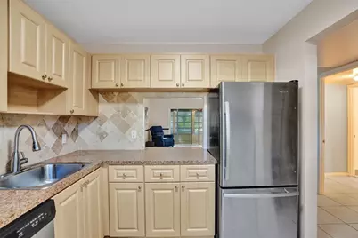 251 NW 76th Avenue #106, Margate, FL 33063 - Photo 4