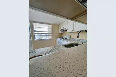 3001 NW 48th Avenue #439, Lauderdale Lakes, FL 33313 - Photo 4
