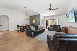 12440 SW 7th Pl, Davie, FL 33325 - Photo 6