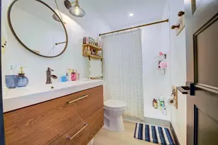 18111 NW 68th Ave, Hialeah, FL 33015 - Photo 16