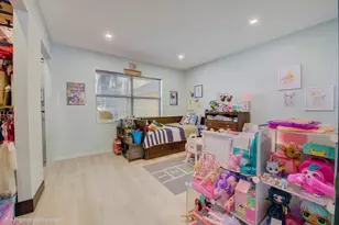 18111 NW 68th Ave, Hialeah, FL 33015 - Photo 18