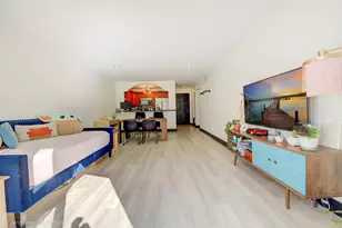 18111 NW 68th Ave, Hialeah, FL 33015 - Photo 8