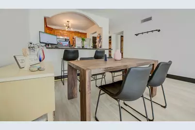 18111 NW 68th Avenue #I210, Hialeah, FL 33015 - Photo 12