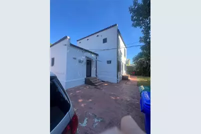 2152 SW 10th Street, Miami, FL 33135 - Photo 12