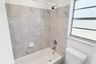 2710 Riverside Dr, Coral Springs, FL 33065 - Photo 24