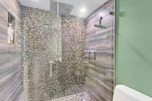 700 Kensington Pl, Wilton Manors, FL 33305 - Photo 28