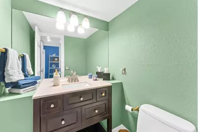 700 Kensington Place #700, Wilton Manors, FL 33305 - Photo 30