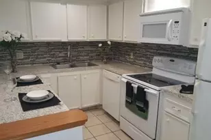733 SE 1st Way, Deerfield Beach, FL 33441 - Photo 2