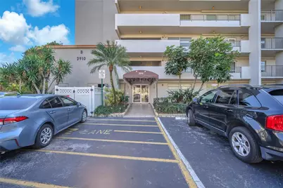 3910 Inverrary Boulevard #308-B, Lauderhill, FL 33319 - Photo 10