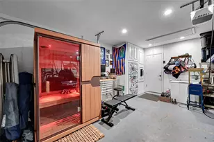 4221 NE 26th Ave, Pompano Beach, FL 33064 - Photo 38