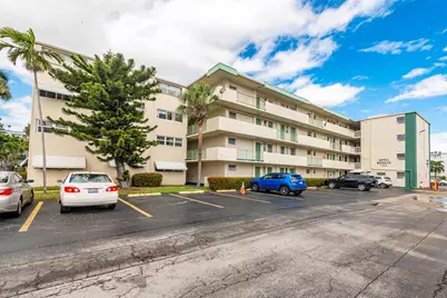 1333 E Hallandale Beach Boulevard #101, Hallandale Beach, FL 33009 - Photo 4