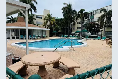 1333 E Hallandale Beach Boulevard #101, Hallandale Beach, FL 33009 - Photo 30