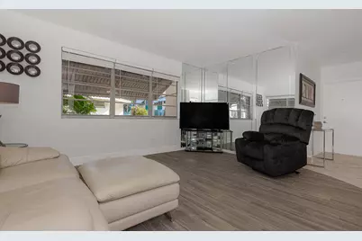 1333 E Hallandale Beach Boulevard, Hallandale Beach, FL 33009 - Photo 8