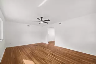 1119 Pine Ave, Fort Pierce, FL 34982 - Photo 6