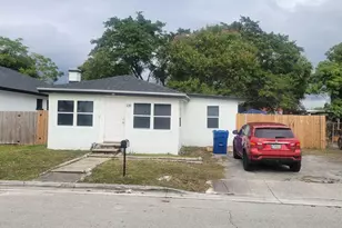 1116 W 32nd St, Riviera Beach, FL 33404 - Photo 2