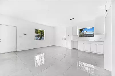 7990 NW 8th Avenue, Miami, FL 33150 - Photo 4