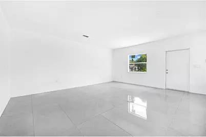 7990 NW 8th Avenue, Miami, FL 33150 - Photo 6