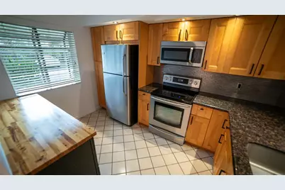 1001 SE 6th Avenue #D118, Deerfield Beach, FL 33441 - Photo 4