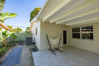 171 SE 6th Avenue, Deerfield Beach, FL 33441 - Photo 30