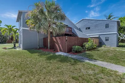 27 Crossings Circle #E, Boynton Beach, FL 33435 - Photo 1