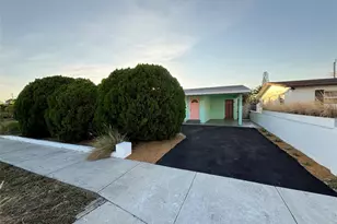 3811 NE 18th Ave, Pompano Beach, FL 33064 - Photo 2