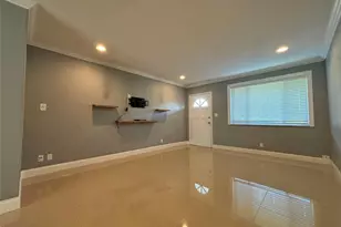 3811 NE 18th Ave, Pompano Beach, FL 33064 - Photo 10