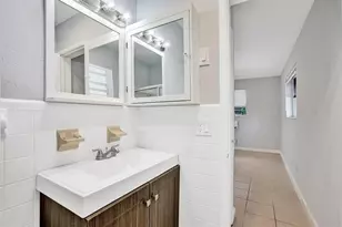 1410 NW 2nd Ave, Fort Lauderdale, FL 33311 - Photo 12