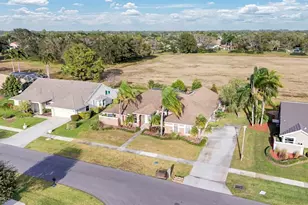 1656 Grantham Dr, Wellington, FL 33414 - Photo 4