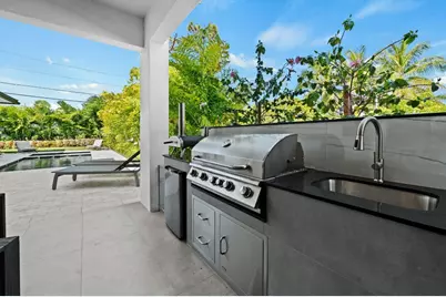 743 S Lake Avenue, Delray Beach, FL 33483 - Photo 40