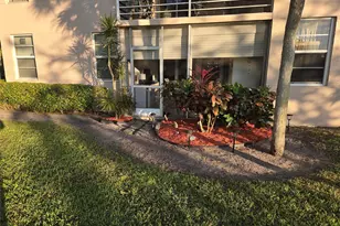 1811 Sabal Palm Dr, Davie, FL 33324 - Photo 48