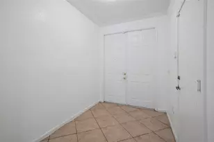 8108 Prestige Commons Dr, Tamarac, FL 33321 - Photo 4