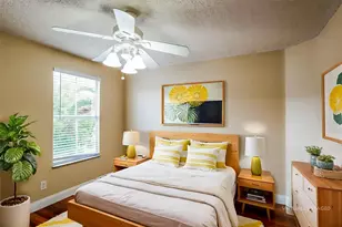 20742 NW 3rd Ct, Pembroke Pines, FL 33029 - Photo 16