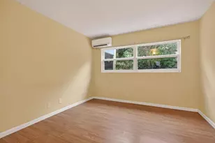 2115 NE 42nd Ct, Pompano Beach, FL 33064 - Photo 16