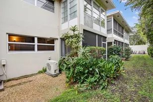 2115 NE 42nd Ct, Pompano Beach, FL 33064 - Photo 22