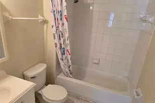 8000 Fairview Dr, Tamarac, FL 33321 - Photo 6