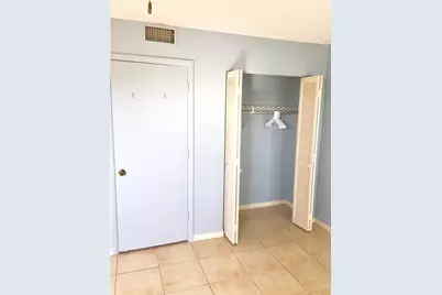 680 Tennis Club Drive #307, Fort Lauderdale, FL 33311 - Photo 8