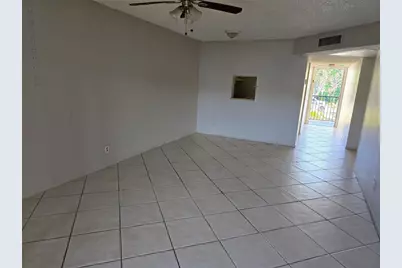 7925 Colony Circle #205, Fort Lauderdale, FL 33321 - Photo 4