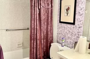 2042 Newcastle C, Boca Raton, FL 33434 - Photo 4
