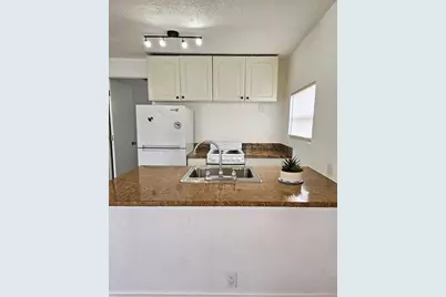 700 NW 9th Avenue, Pompano Beach, FL 33060 - Photo 6