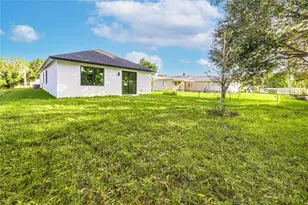 1605 N 23rd St, Fort Pierce, FL 34950 - Photo 8