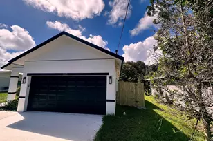 1605 N 23rd St, Fort Pierce, FL 34950 - Photo 4