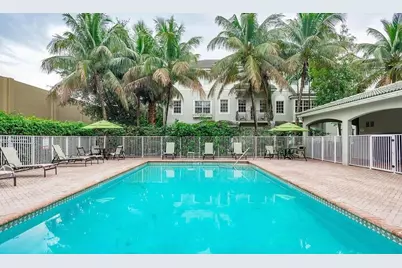 1084 NW 18th Avenue, Boca Raton, FL 33486 - Photo 20
