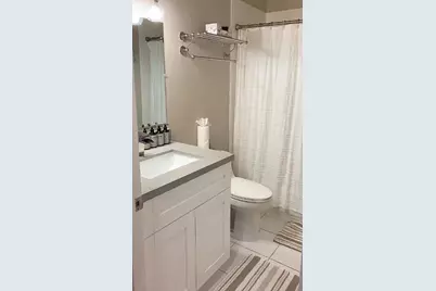 1084 NW 18th Avenue, Boca Raton, FL 33486 - Photo 14