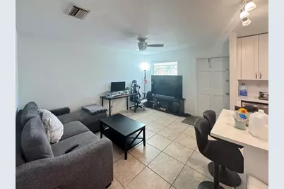 151 SW 15th Street, Pompano Beach, FL 33060 - Photo 8