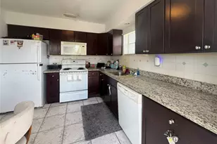 151 SW 15th St, Pompano Beach, FL 33060 - Photo 14