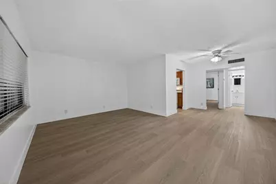2201 NE 36th Street #107, Lighthouse Point, FL 33064 - Photo 2