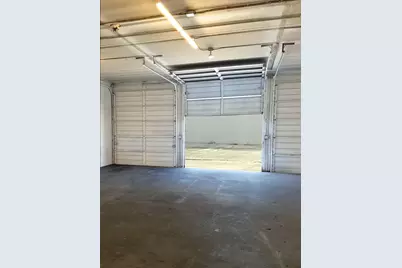 [Address not provided], West Palm Beach, FL 33409 - Photo 4